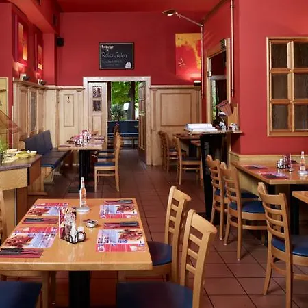 Artushof 4* Dresden