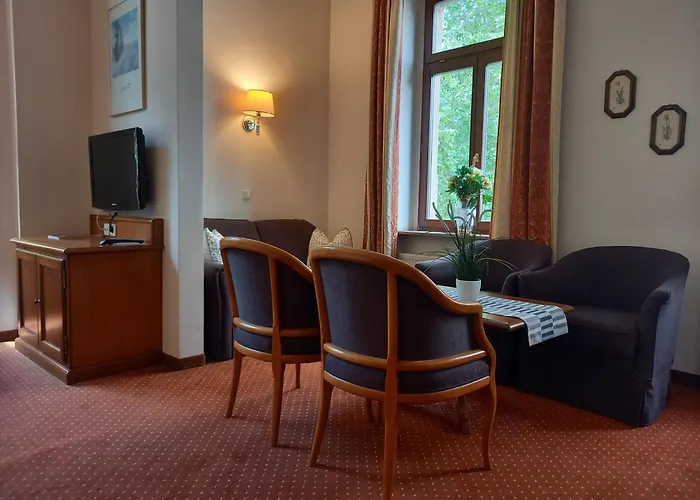 Отель Artushof 4*