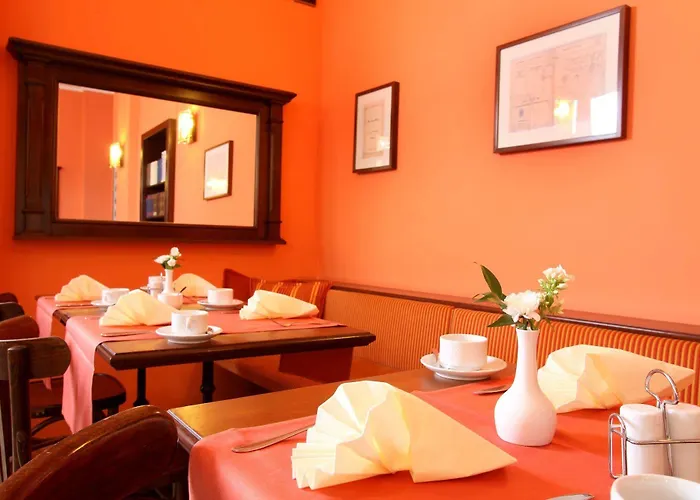 Artushof Отель Дрезден